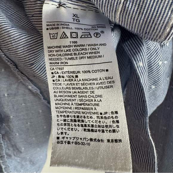 Banana Republic Factory Blouse - Picture 5 of 5